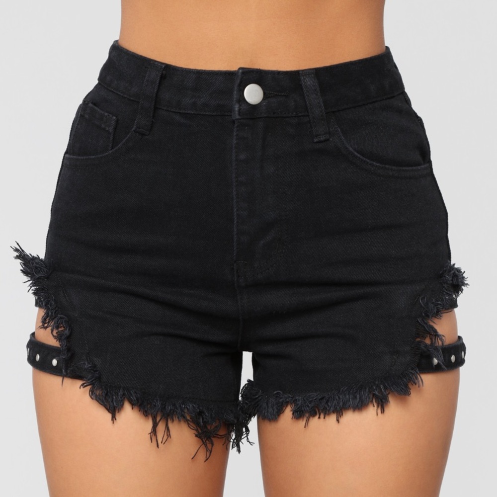 Fashionnova “After Dark Denim Short”